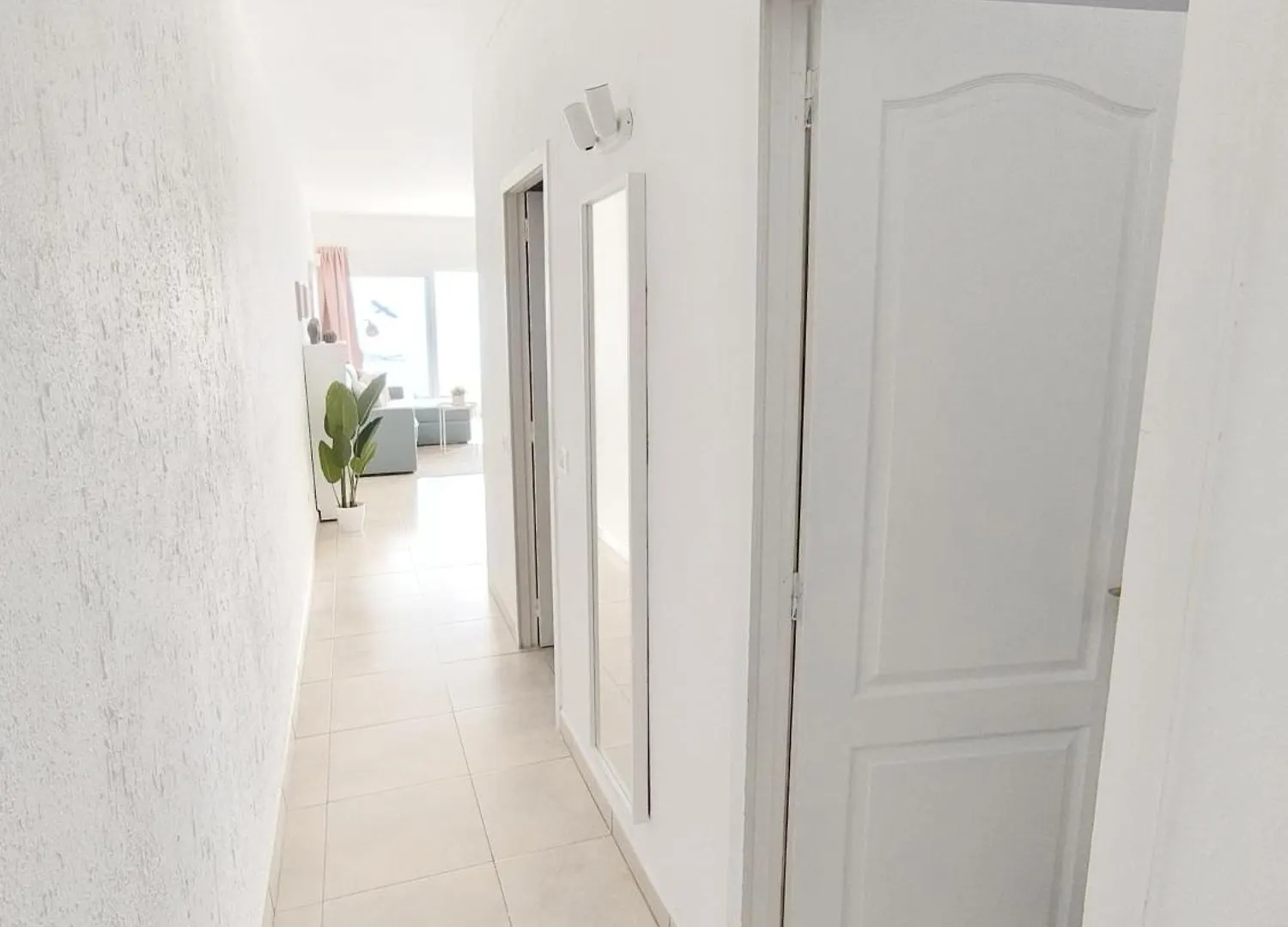 Rosa De Mar 1 - Parking, Pool, Beachfront, Tv Channels Callao Salvaje Apartment