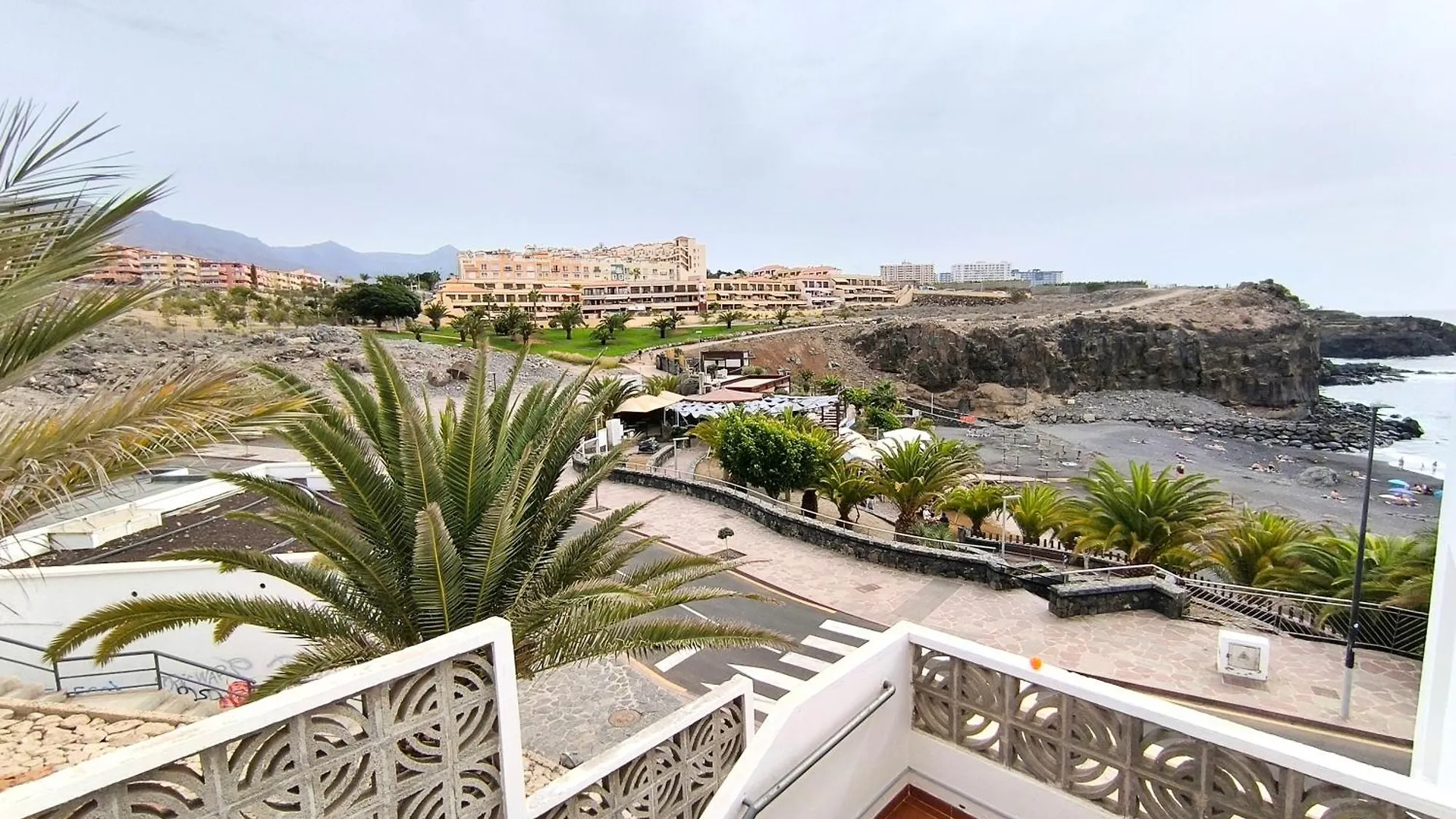 Apartment Rosa De Mar 1 - Parking, Pool, Beachfront, Tv Channels Callao Salvaje